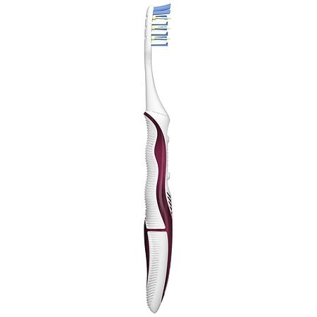 Oral B Pulsar Expert Clean Battery Powered Toothbrush Medium
