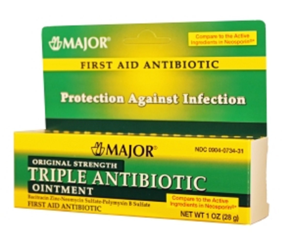 Major Pharmaceuticals Triple Antibiotic Ointment 1 oz Locatel