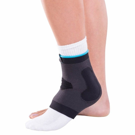 Donjoy Advantage Elastic Ankle Sleeve Medium Black