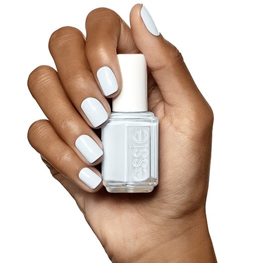 Color de uñas essie Encuéntrame un oasis