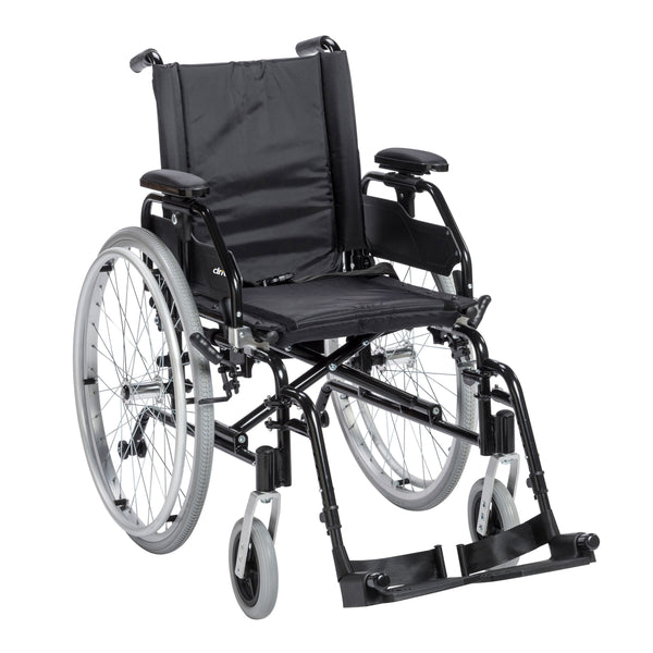 Drive Medical Lynx Ultra Lightweight Wheelchair, Swing away Footrests, 16" Seat
