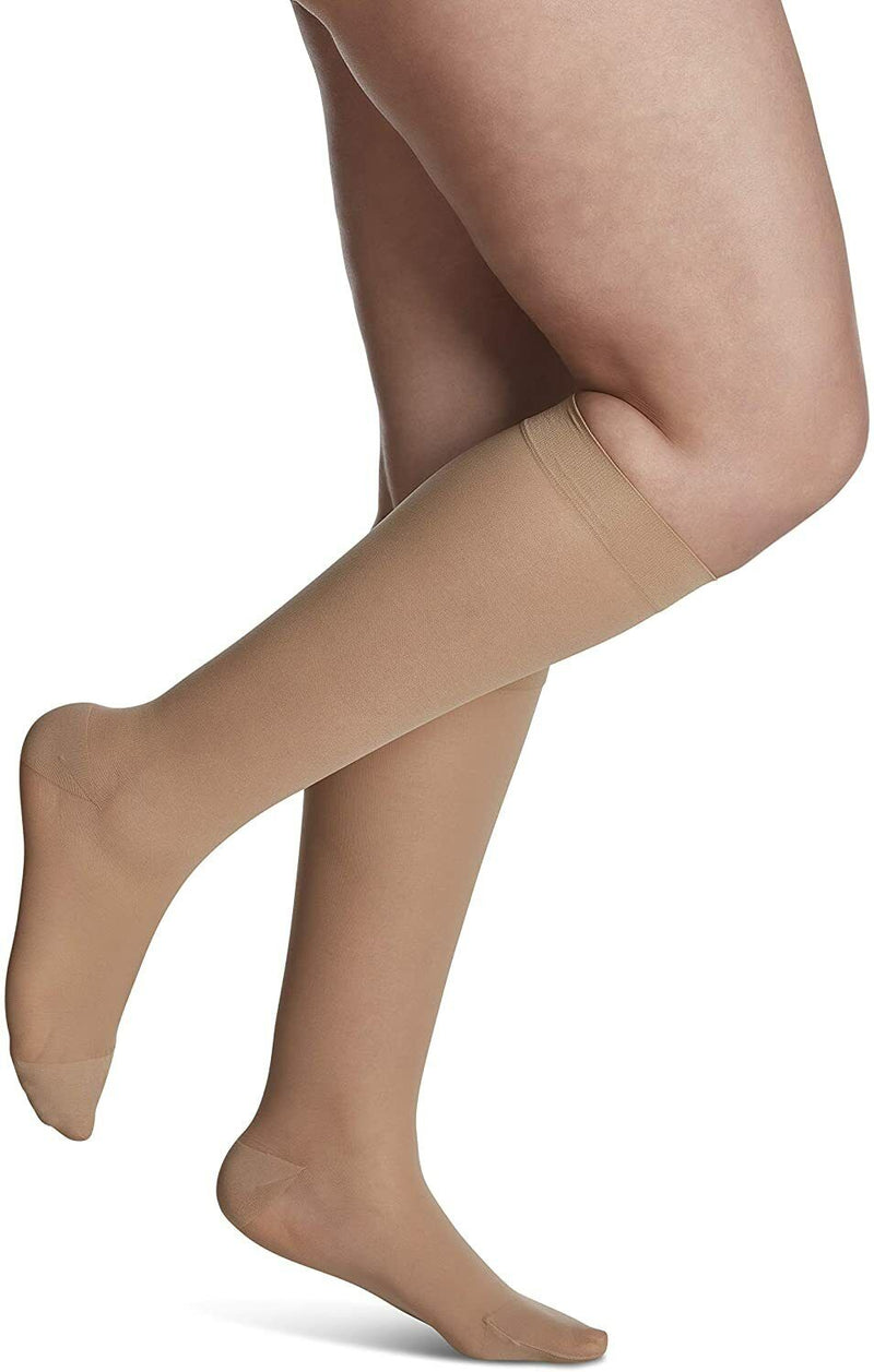 Sigvaris Women Sheer Style Knee High Calf 20-30 Closed Toe